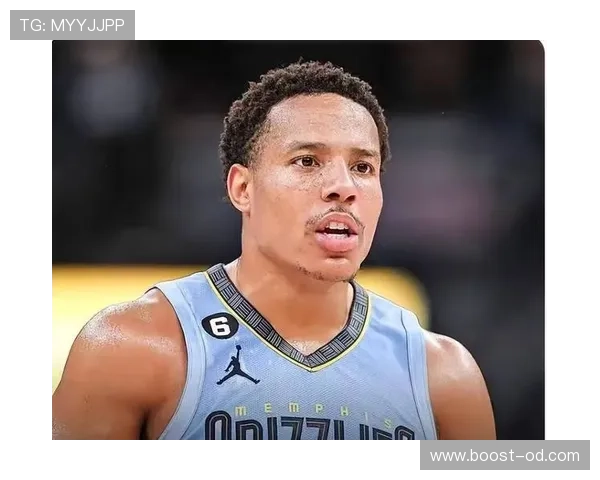 德斯蒙德·班恩无球跑位对比格林显著提升进攻空间效率